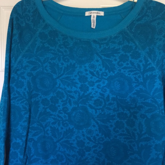 Aero French Terry Lacy Floral Crop Sweatshirt NWOT - Picture 6 of 9